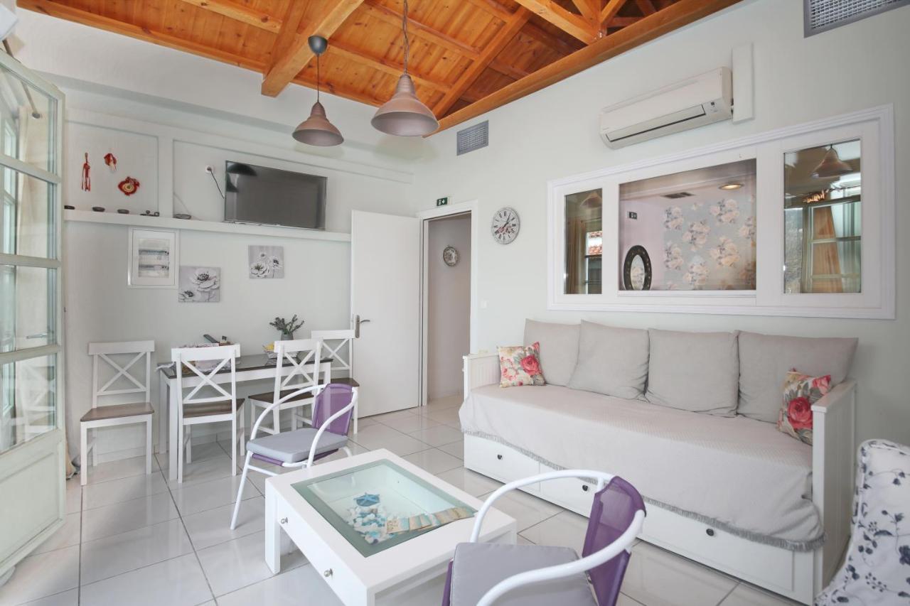 Port View Apartment Skopelos Exterior foto